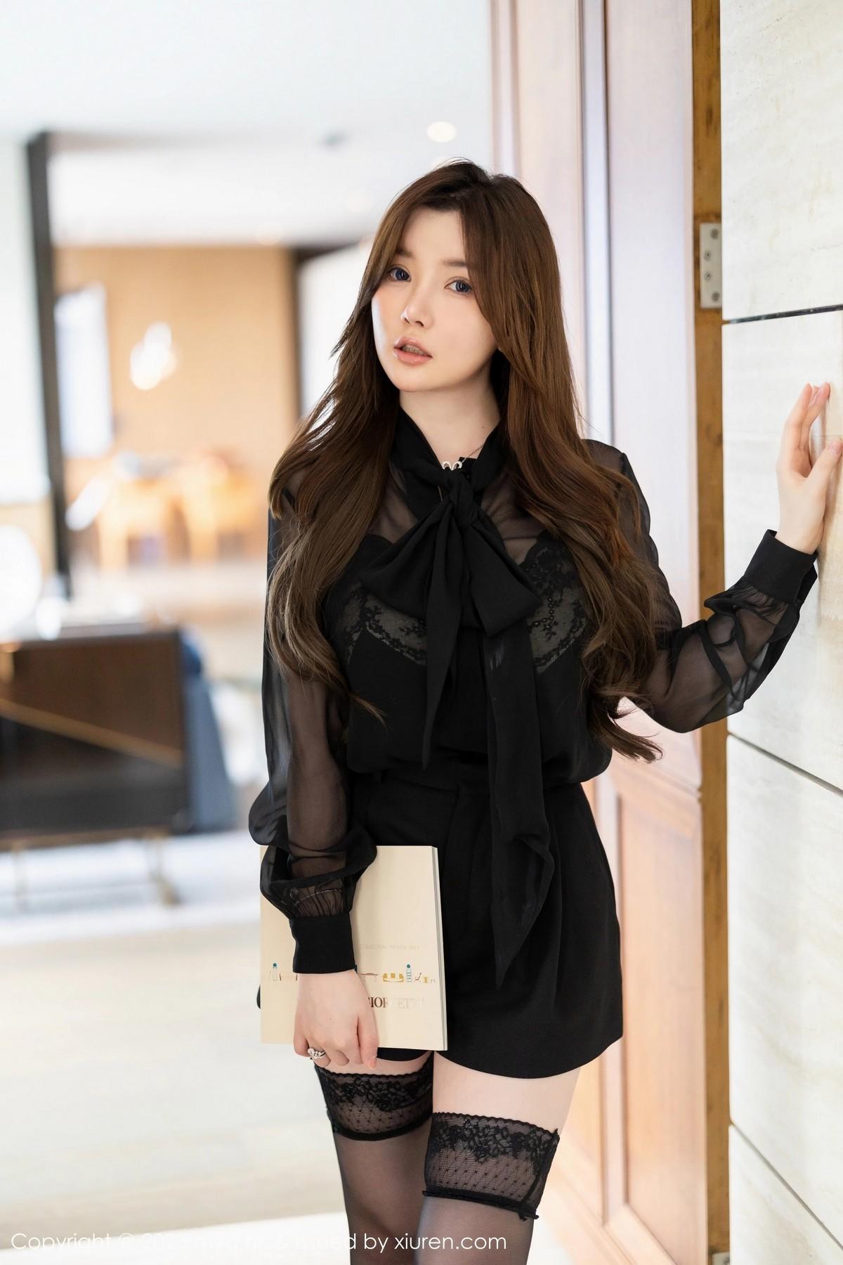 糯美子MINIbabe性感黑色蕾丝内衣配黑色蕾丝吊袜魅惑写真62P 2